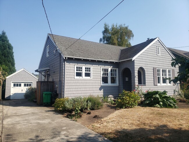 Primary Photo - Charming Irvington Home with 3 Levels of L...