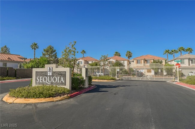 Building Photo - 4599 Deer Forest Ave