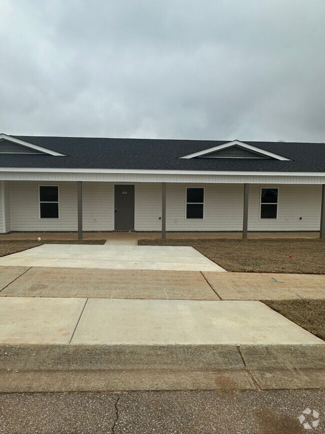 Building Photo - Southern Winds Subdivision!  New Construct...