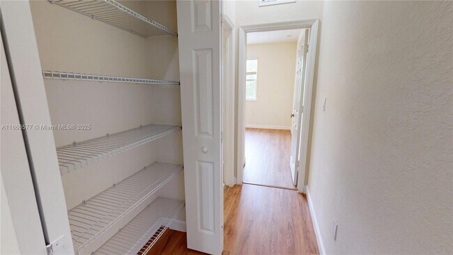 Building Photo - 9391 SW 171st Ave