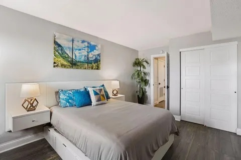 Bedroom - 26 10th St W