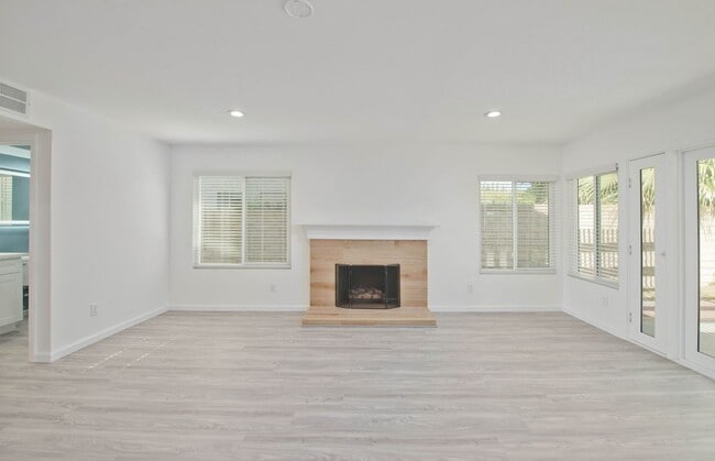 Building Photo - 20227 Elkwood St