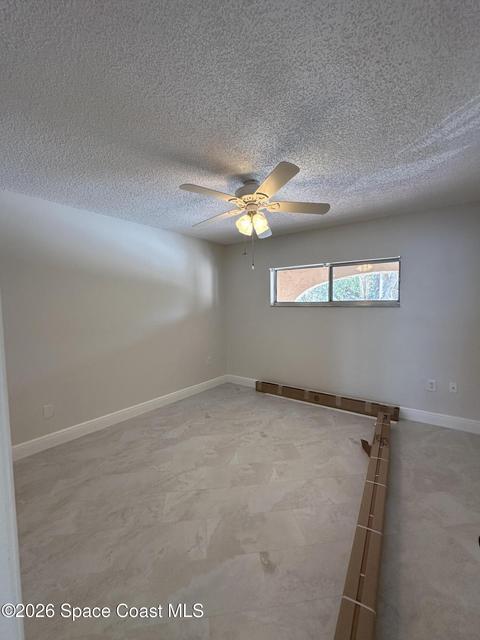 Building Photo - 55 Riverside Dr