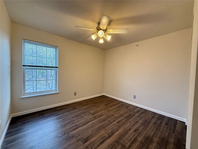 Building Photo - 3605 Tracey Rich Rd