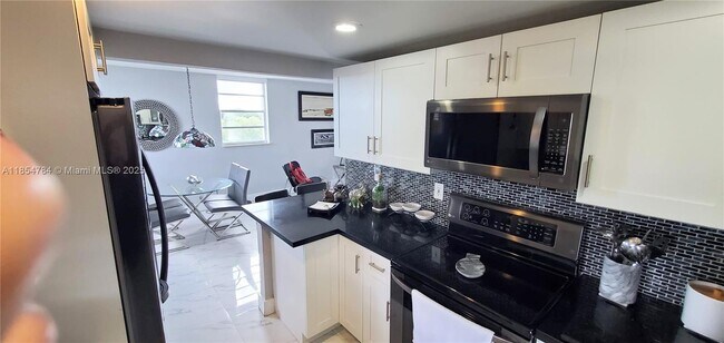 Building Photo - 14165 SW 87th St