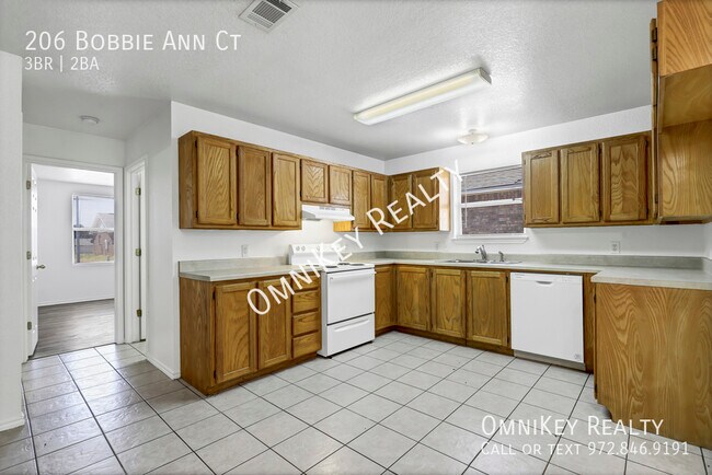 Building Photo - 206 Bobbie Ann Ct