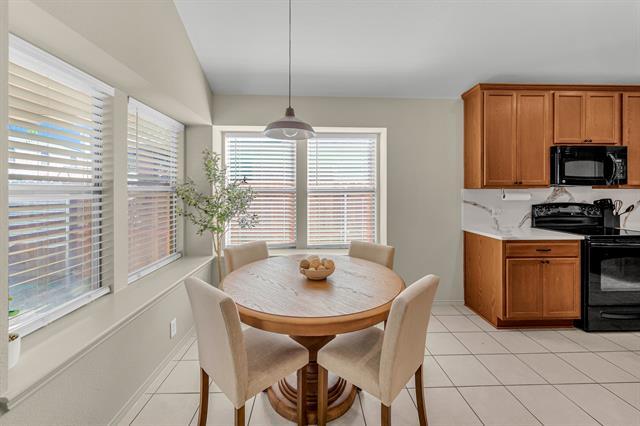 Building Photo - 12109 Ridge Tree Rd