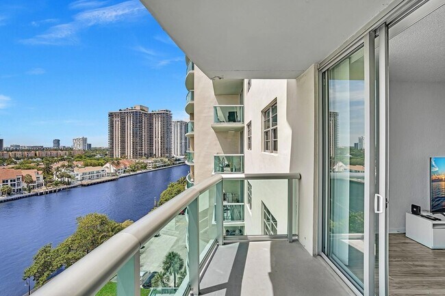 Building Photo - 19390 Collins Ave