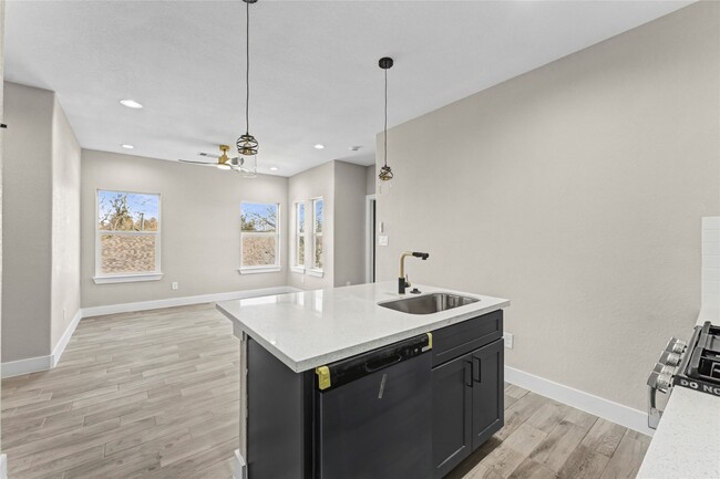 Building Photo - 8221 Flaxman St