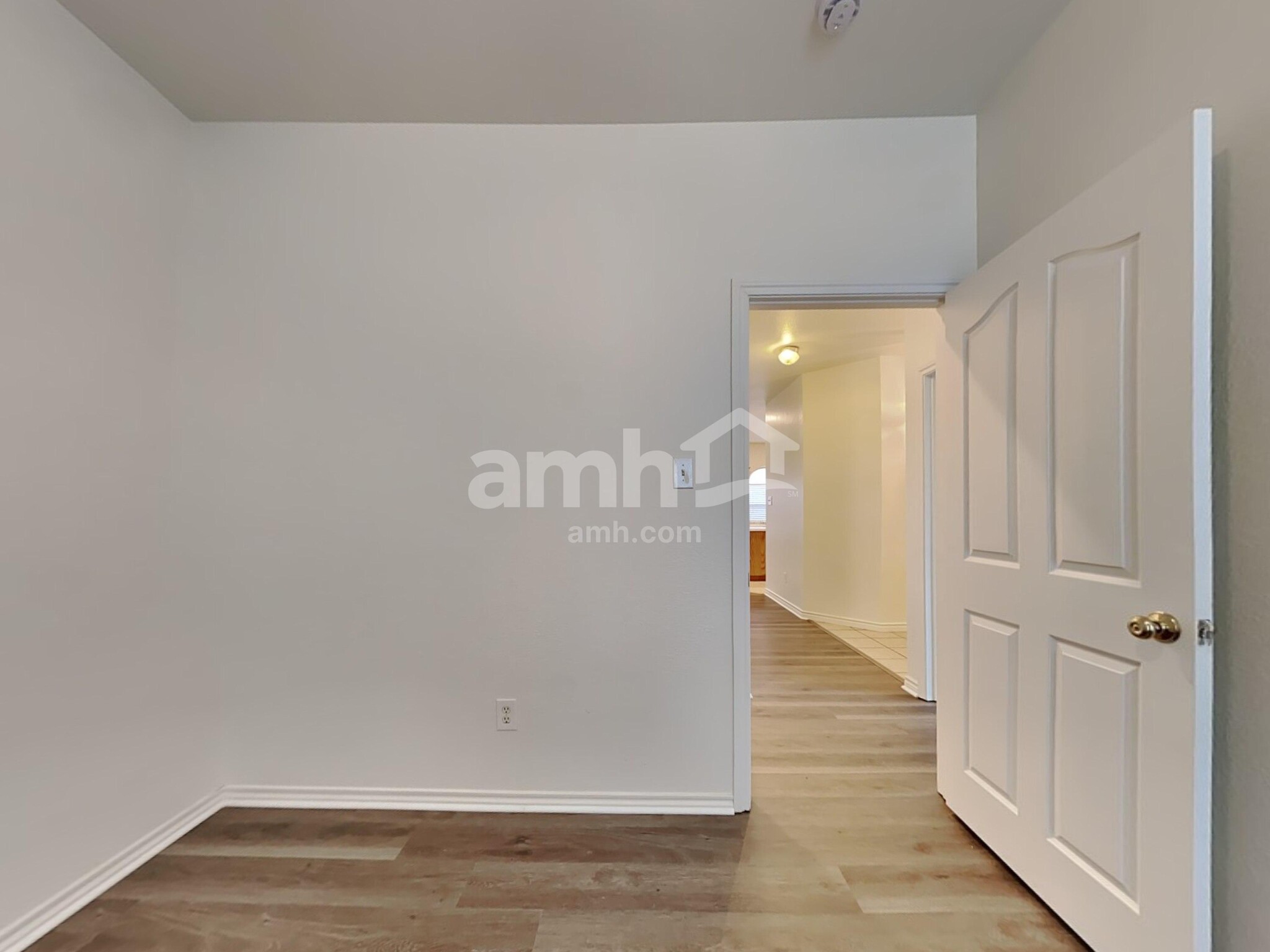 Building Photo - 10608 Cloisters Dr