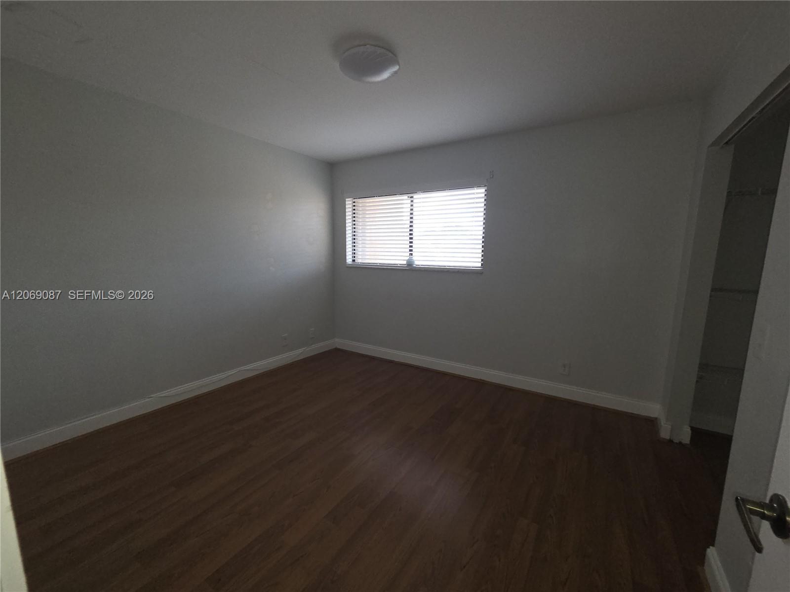 Building Photo - 12025 S Las Palmas Dr