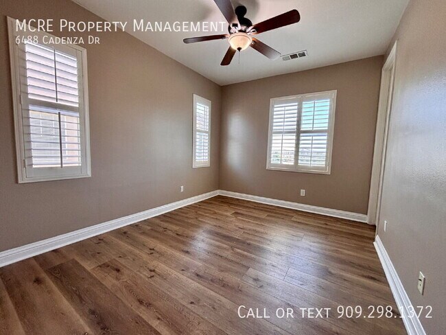 Building Photo - 6488 Cadenza Dr