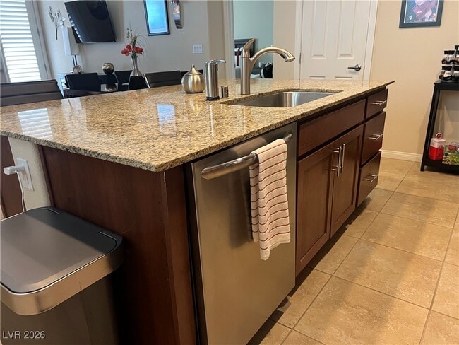 Building Photo - 2741 Crystal Blue St