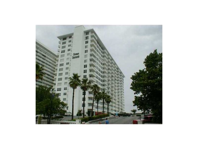 EXTERIOR - 4010 Galt Ocean Dr