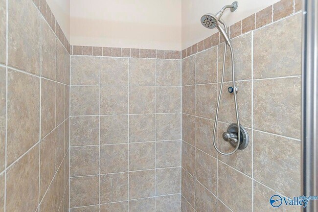 Building Photo - 4409 SE Hampton Ridge Dr