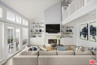 Building Photo - 13082 Mindanao Way