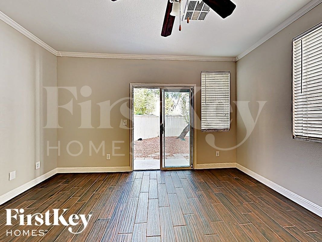 Building Photo - 4714 English Lavender Ave