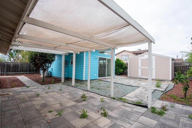 Building Photo - 4632 Finsen Ave