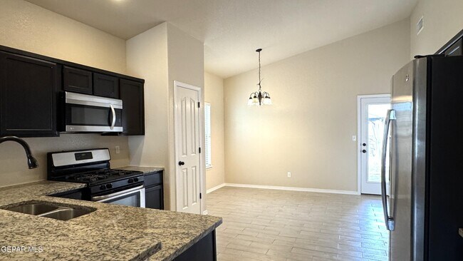Building Photo - 14753 Oldenberg Ct
