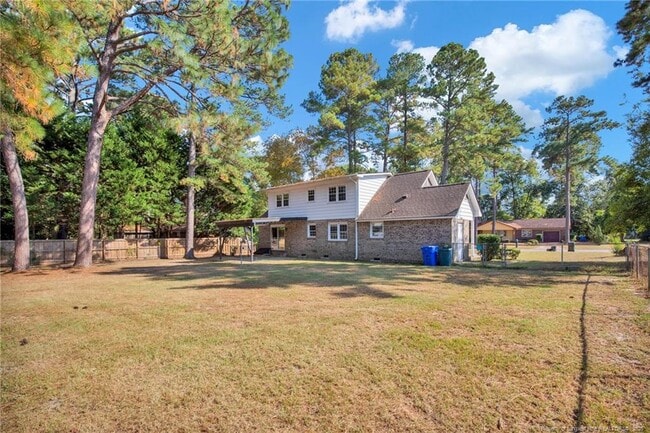 Building Photo - 511 Dandridge Dr