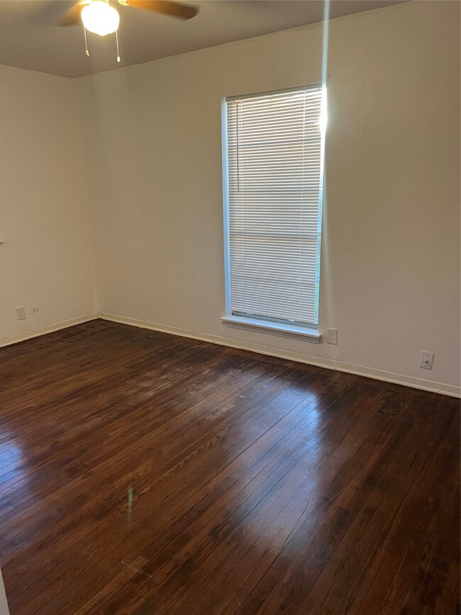 Building Photo - 721 S 3rd St