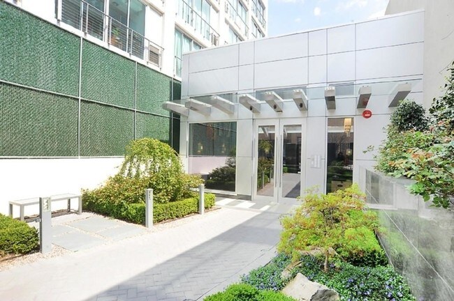 Building Photo - 109 Gold Street