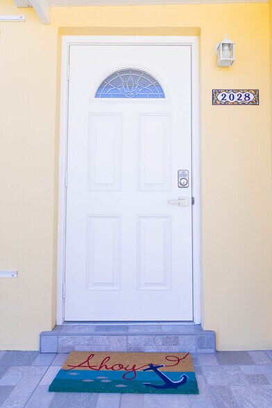 Building Photo - 2028 Bridgeman Dr