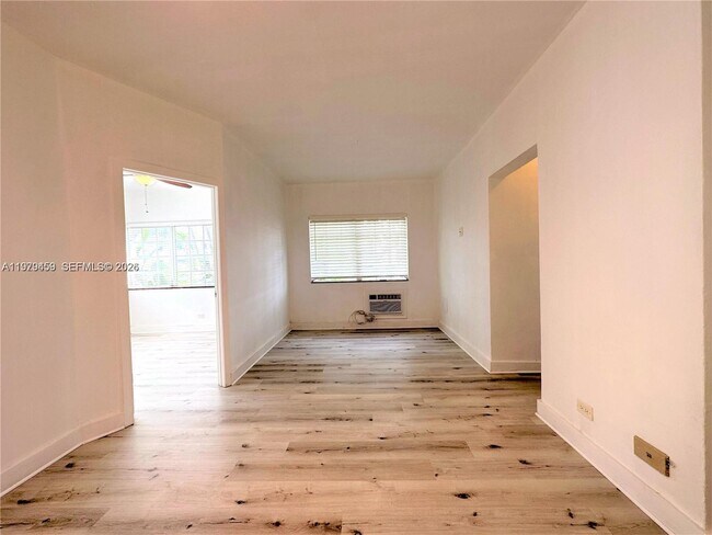 Building Photo - 840 10th St