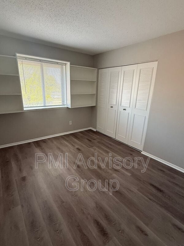 Building Photo - 3101 SW Macvicar Ave