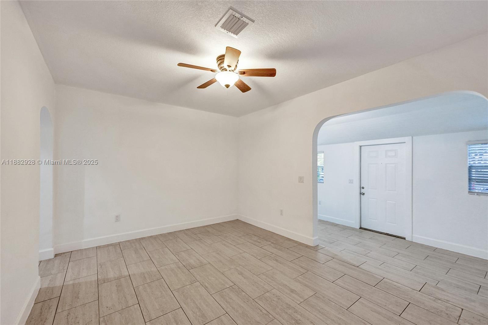 Building Photo - 4718 NW 15th Ave