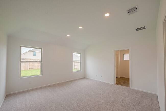 Building Photo - 27235 Henley Rdg Dr