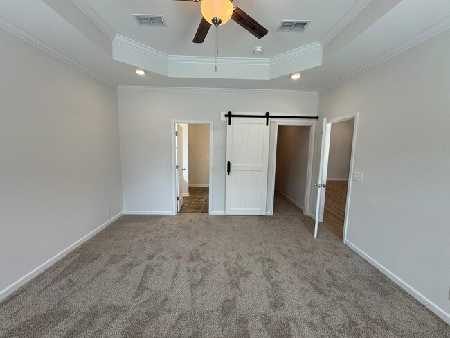 Building Photo - 1814 Albarado Trl