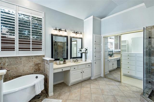 Building Photo - 4464 Longfellow Dr