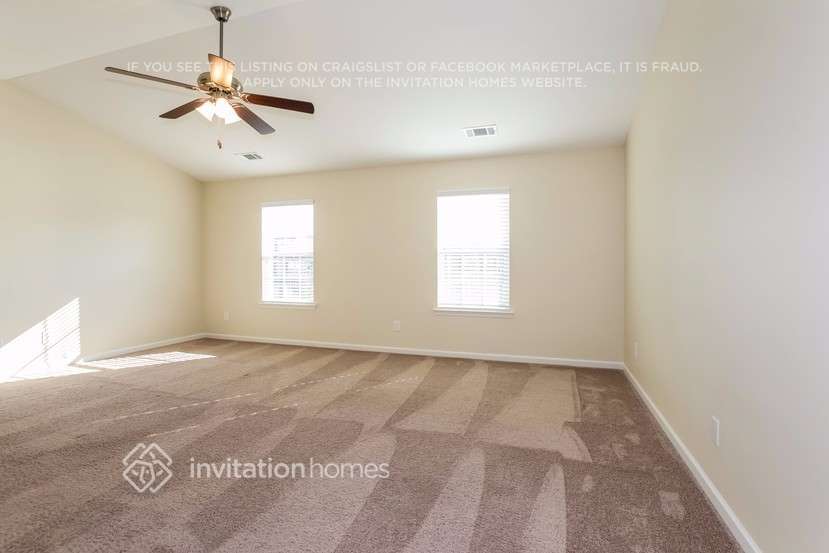 Building Photo - 9507 Pond Vista Court