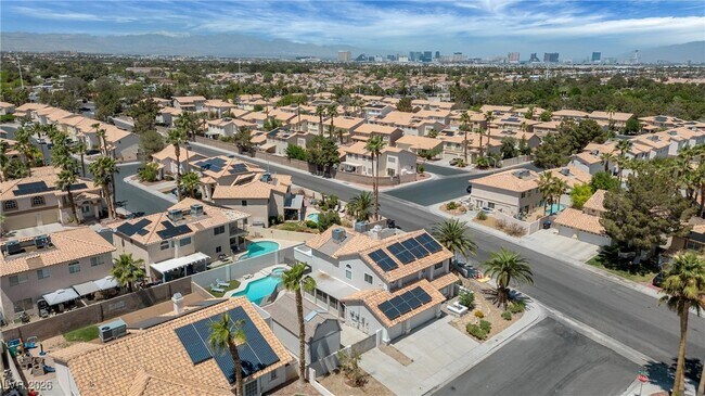 Building Photo - 265 Via Malorca St