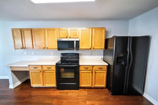 Building Photo - Beautiful home in the desirable Trails of Kensington Ranch, Schertz, TX - Realtor Commission: $500