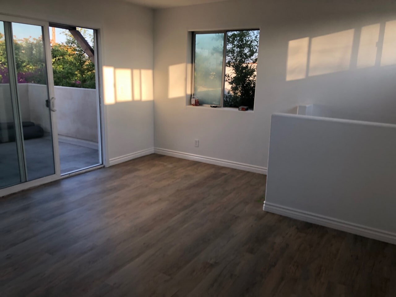 Building Photo - 205 7th Ave