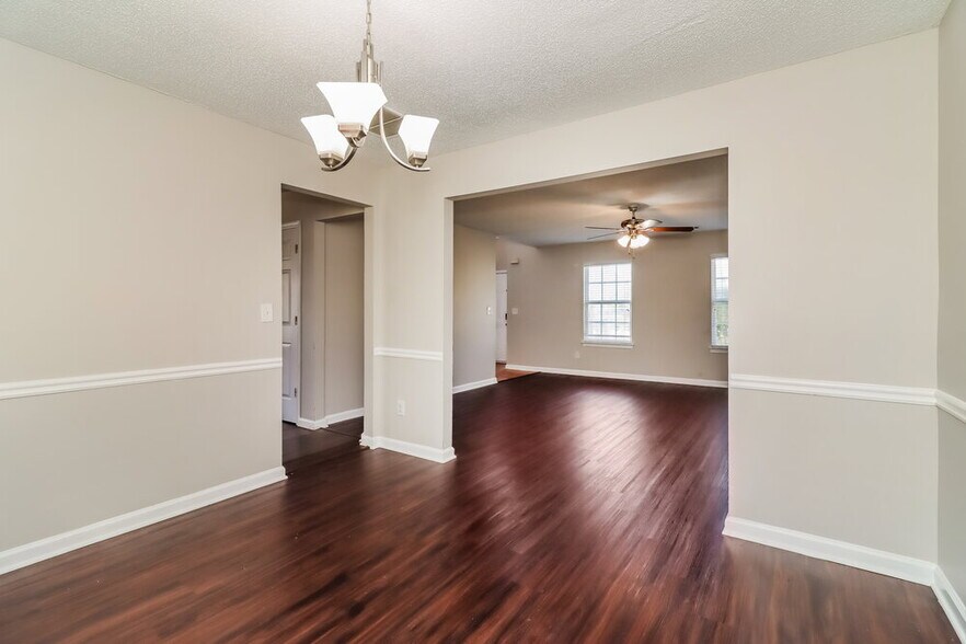 Building Photo - 108 Glendale Blvd