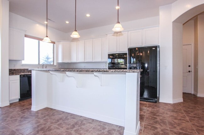 Building Photo - Prescott Estates Three Bedroom Home