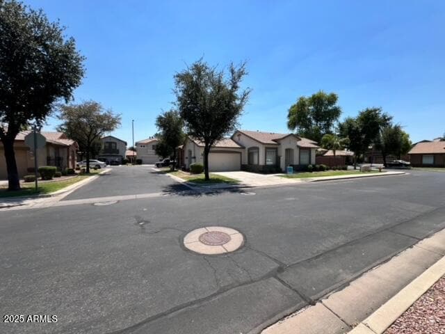 Building Photo - 1263 S Emmett Dr