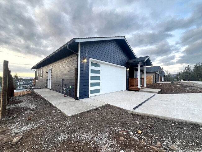 Primary Photo - Brand new build 3 Bedroom, 2 bath Home