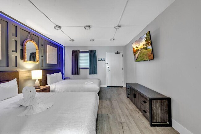 Building Photo - 2004 N Ocean Blvd