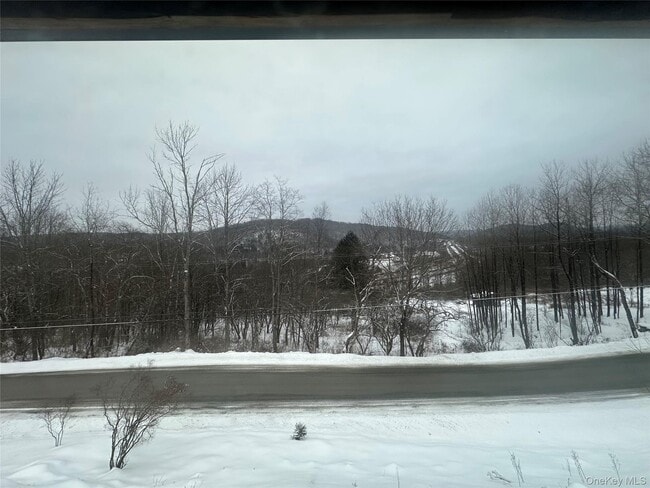 Building Photo - 161 Hazel Rd