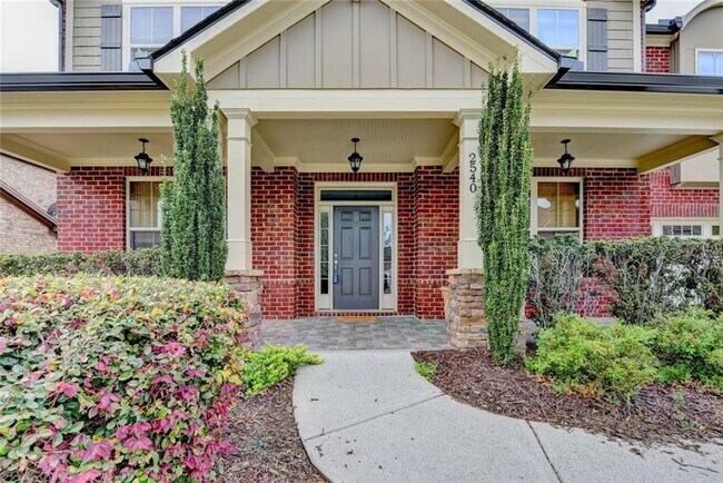 Building Photo - 2540 Maple Ridge Ln