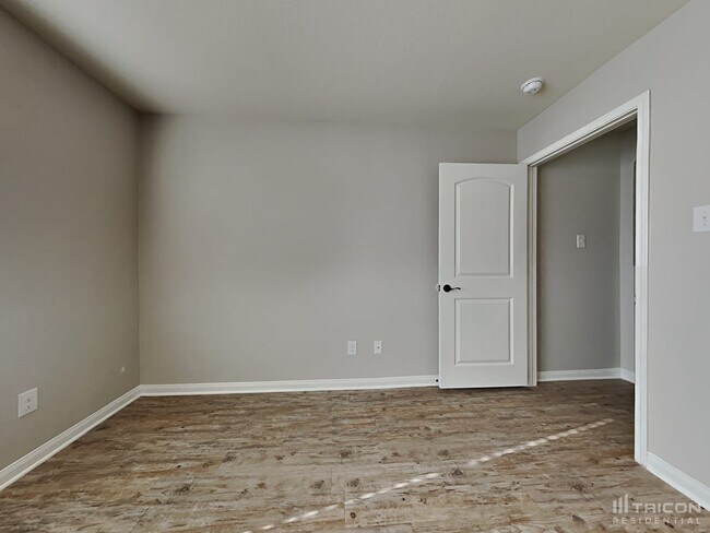 Building Photo - 1525 Treeta Trail