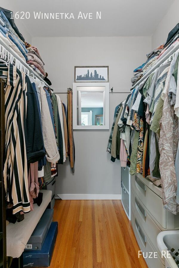 Building Photo - 1620 Winnetka Ave N