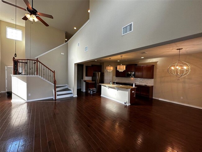 Building Photo - 16105 Travesia Way