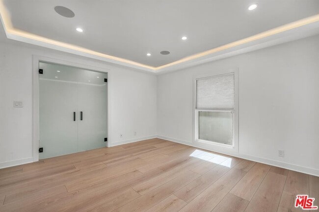 Building Photo - 9343 W Olympic Blvd