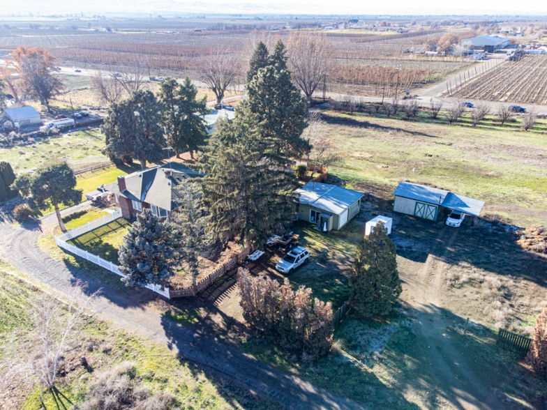 Building Photo - 80 Mountainview Rd