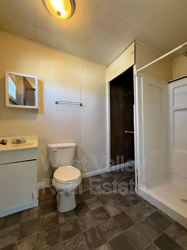 Building Photo - 200 1/2 Fillmore